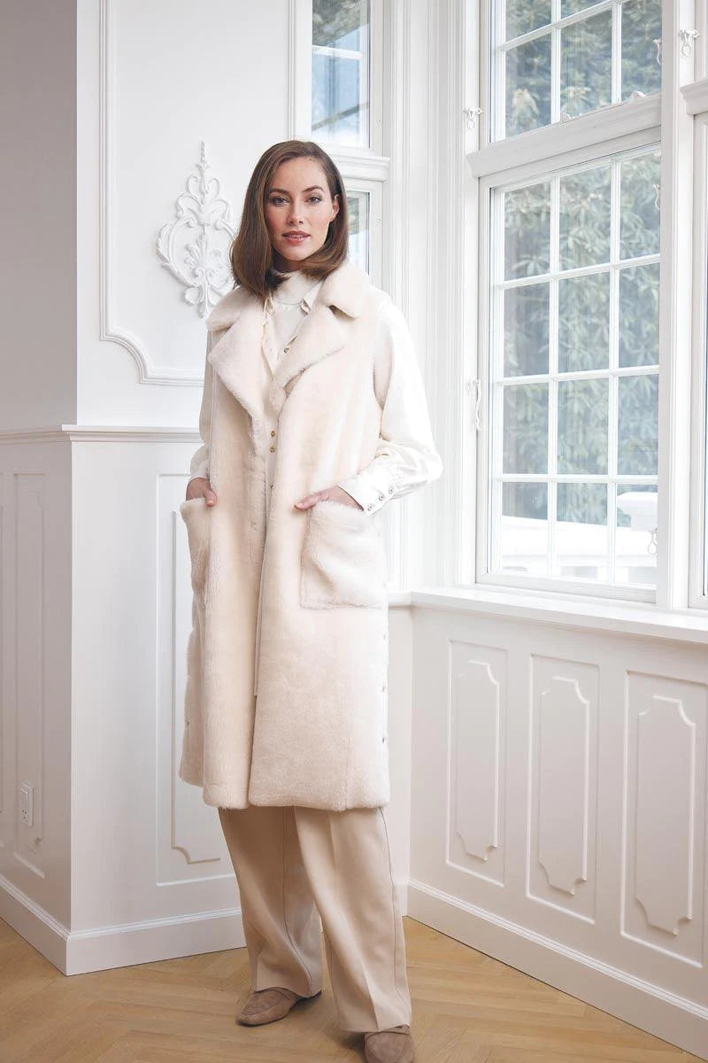 VEST LAMB FUR PEARL LONG (Available in 2 Sizes)