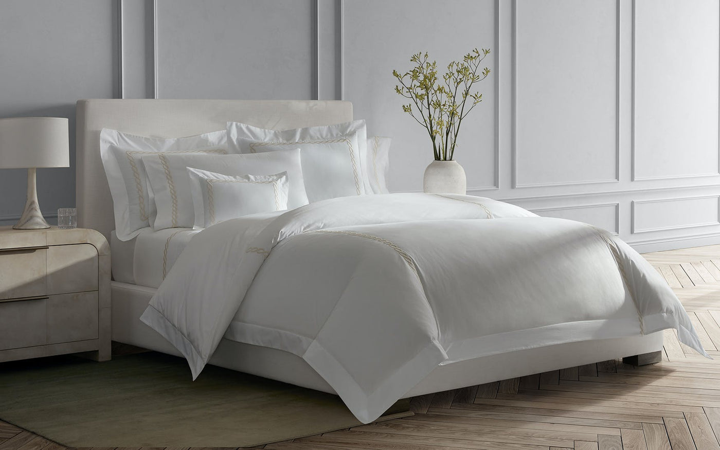MATOUK CLASSIC CHAIN BEDDING COLLECTION (Shams and Flat Sheets)