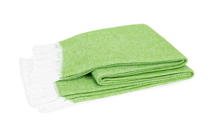 PEZZO THROW COLLECTION