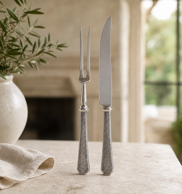 CARVING SET HAMMERED