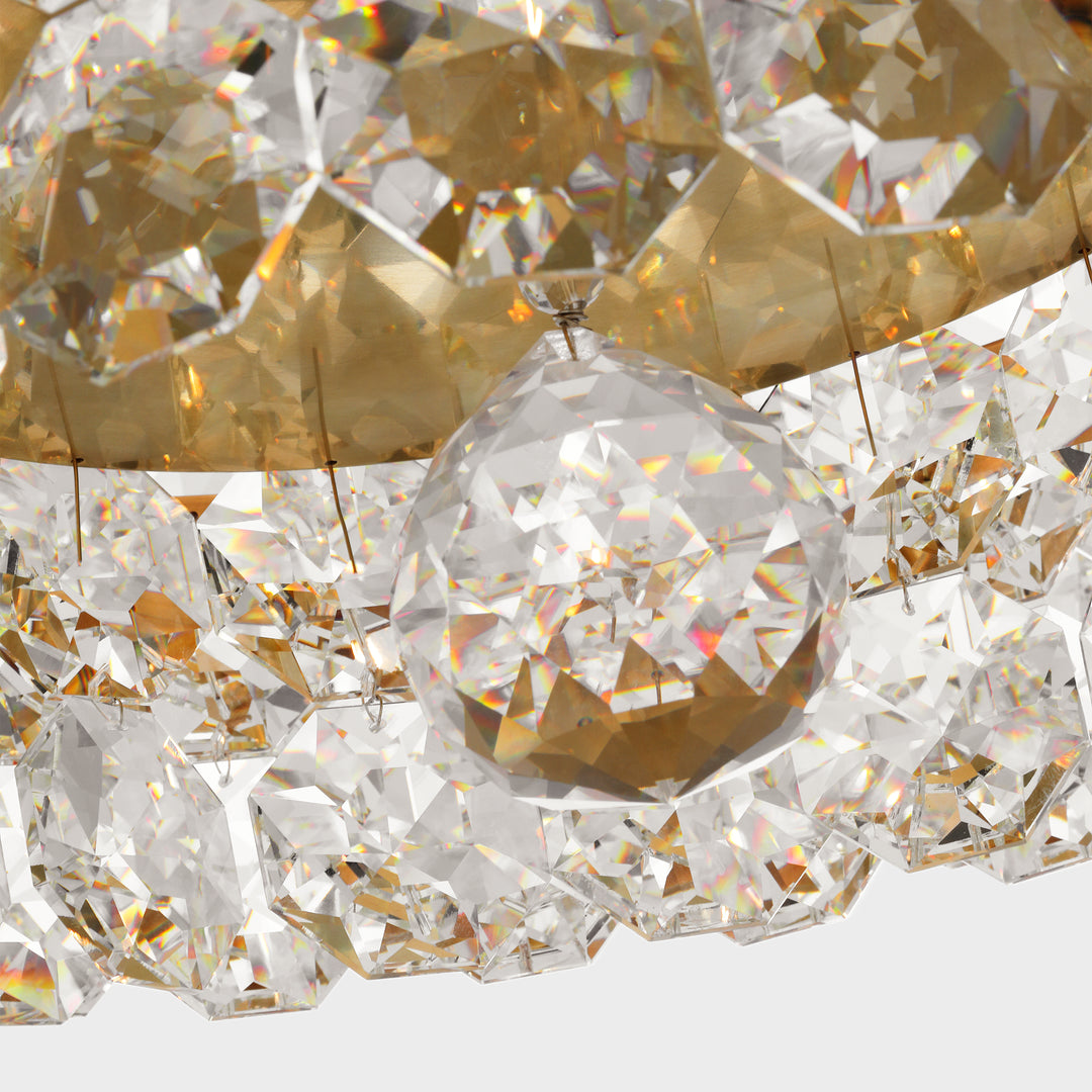CHANDELIER IN ANTIQUE BRASS WITH CRYSTAL