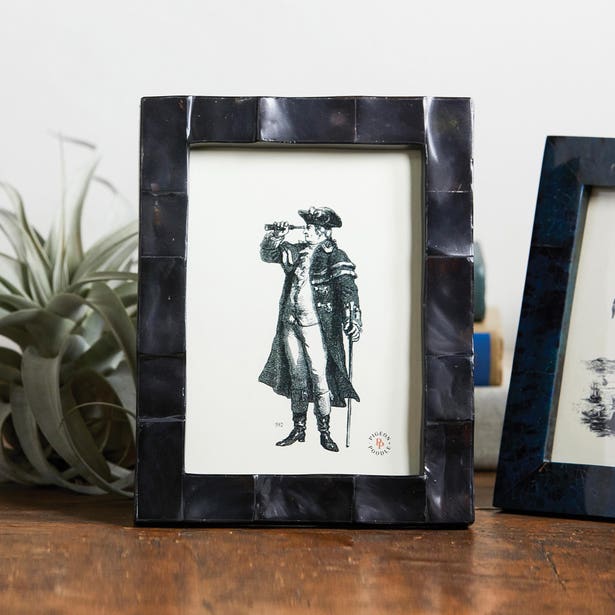 FRAME BLACK PEN SHELL