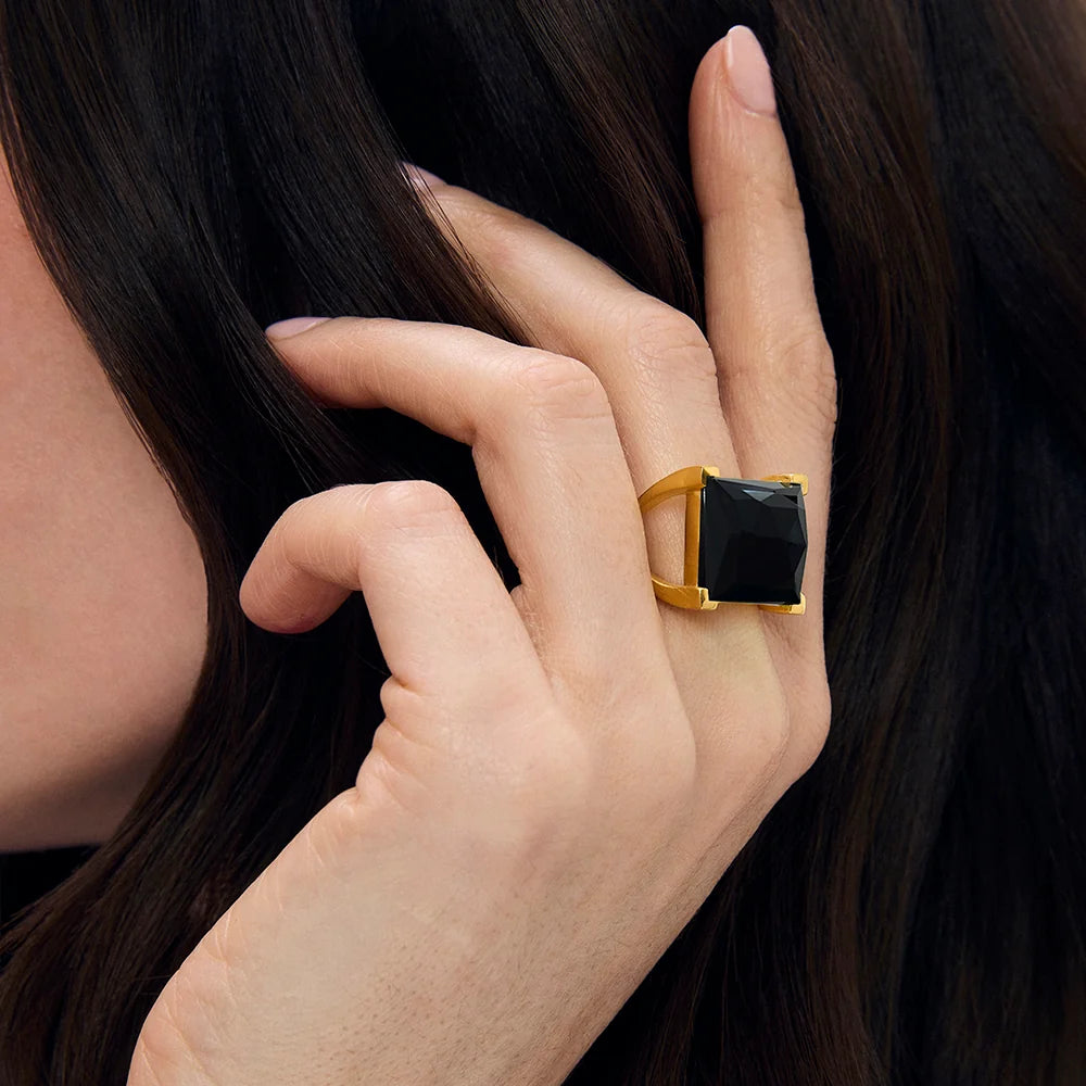 RING PLAZA BLACK ONYX