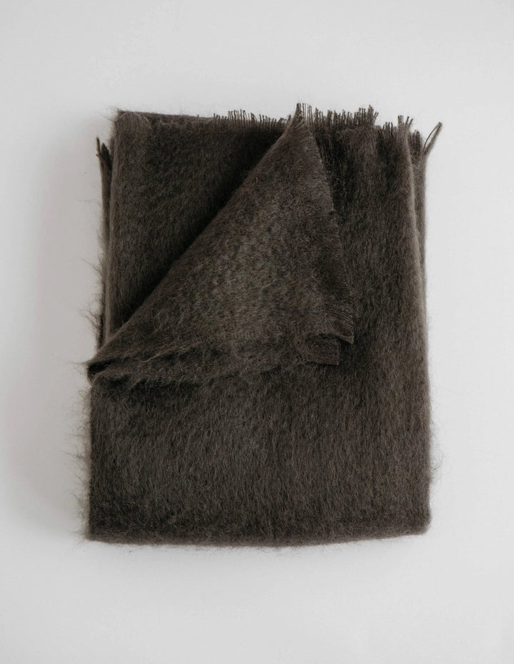 THROW MOHAIR