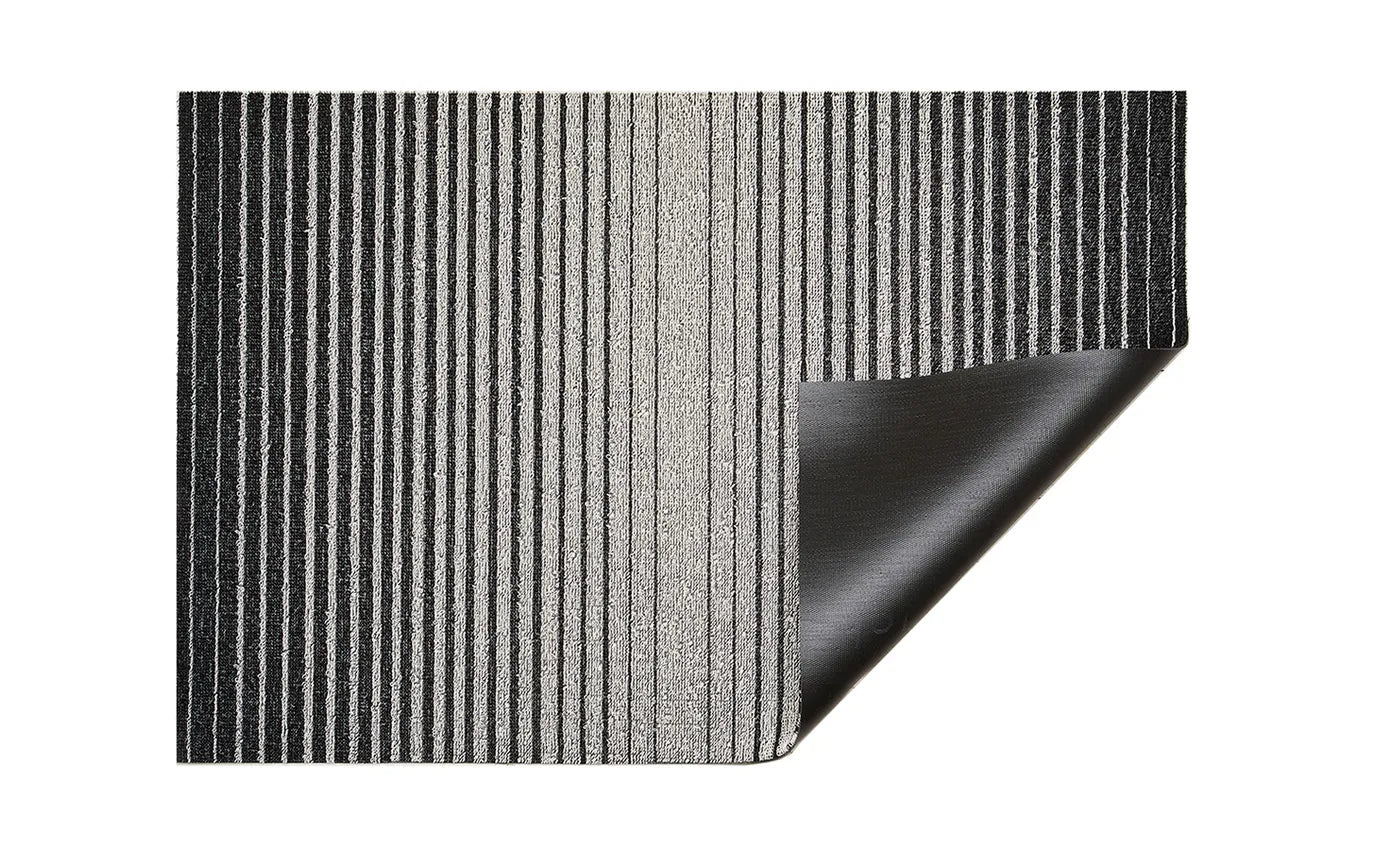 FLOORMAT DOMINO STRIPE SHAG 18X28