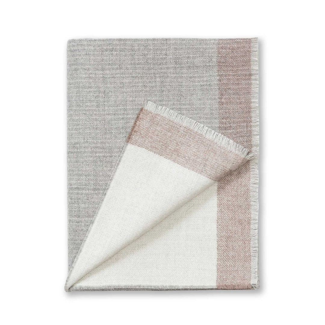 THROW EMPIRE COLLECTION