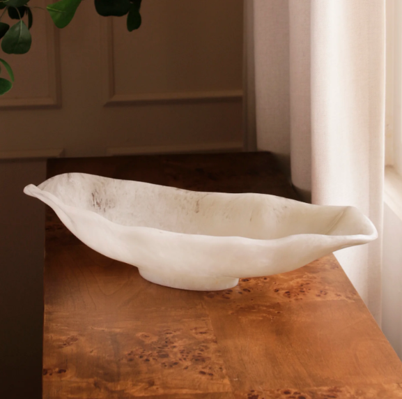 BOWL OVAL MEDIUM WHITE SWIRL