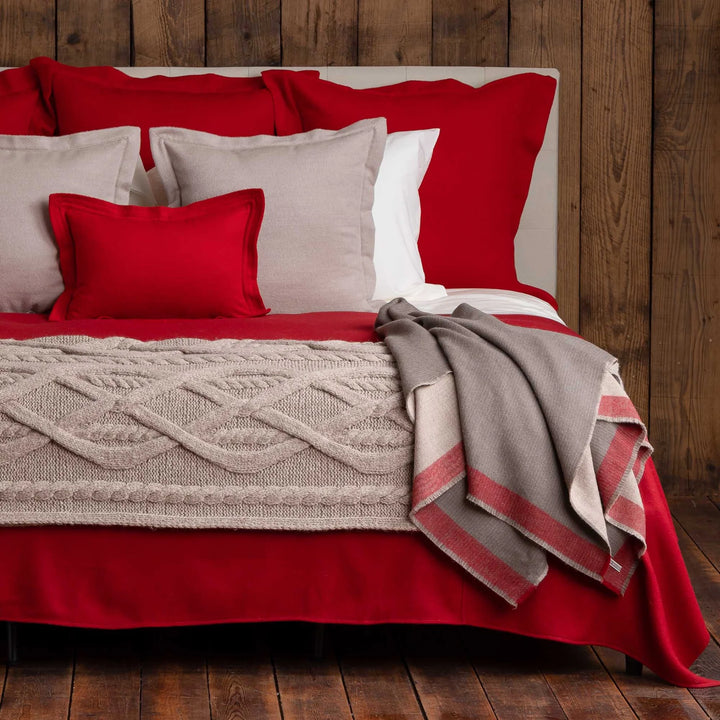 THROW EMPIRE COLLECTION