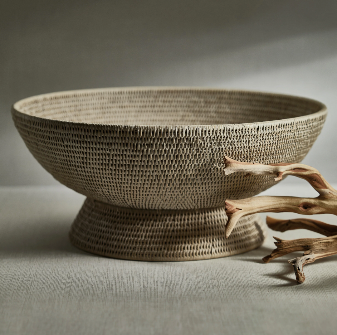 BOWL RATTAN FOOTED LARGE #65460