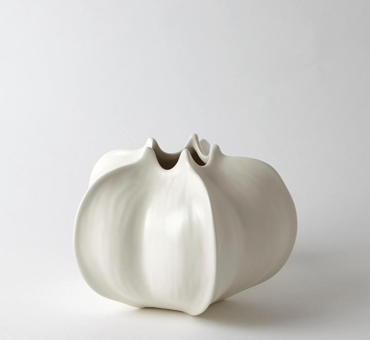 VASE FIVE-POINT CERAMIC WHITE