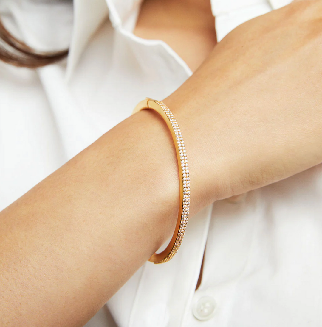 BANGLE HINGE SIGNATURE PAVE #64671