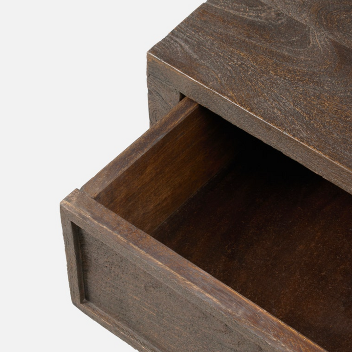 ALLESANDRO NIGHTSTAND