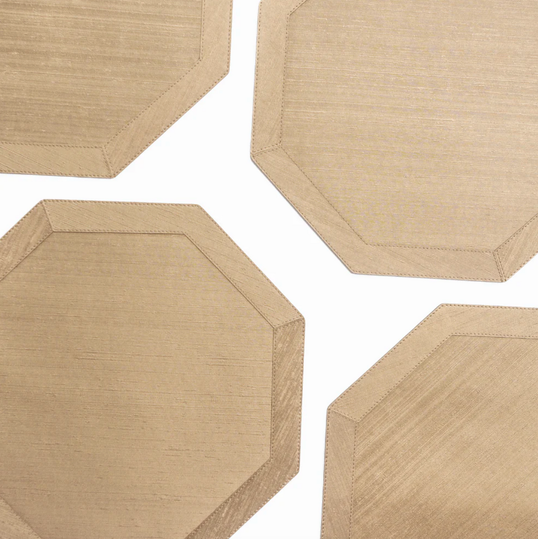 PLACEMAT OCTAGONAL SILK WITH FRAME