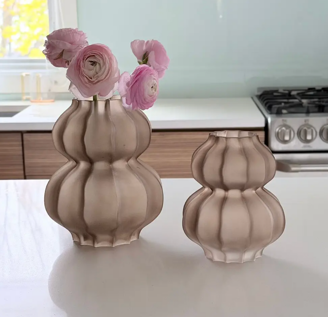 VASE DOUBLE-GROUND LINED GLASS BROWN
