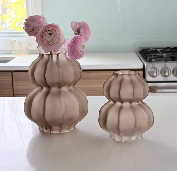 VASE DOUBLE-GROUND LINED GLASS BROWN