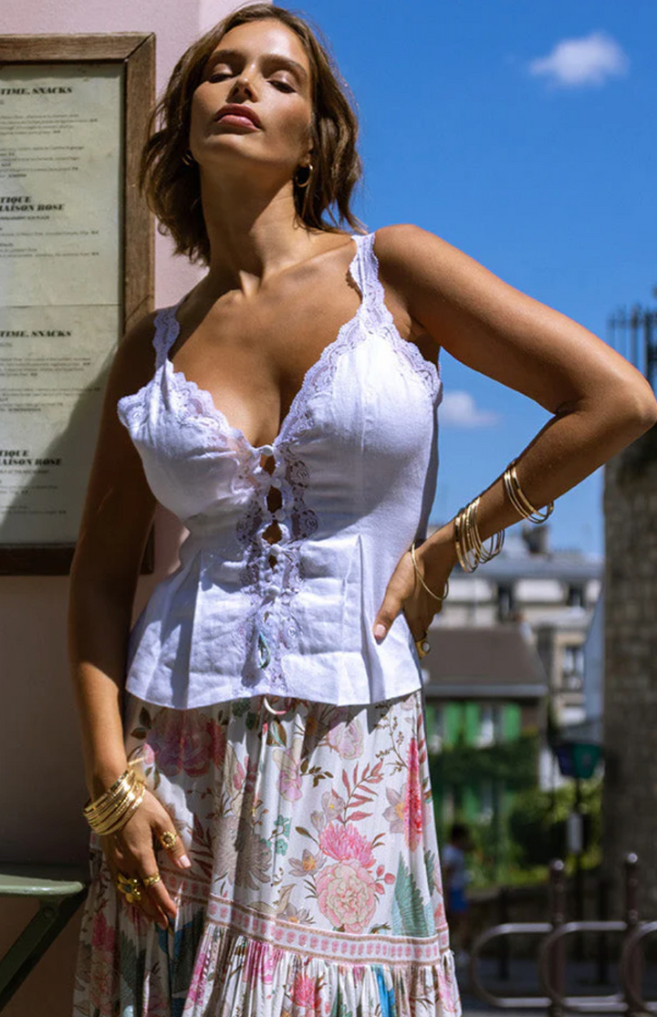MAGGIE TOP IN WHITE