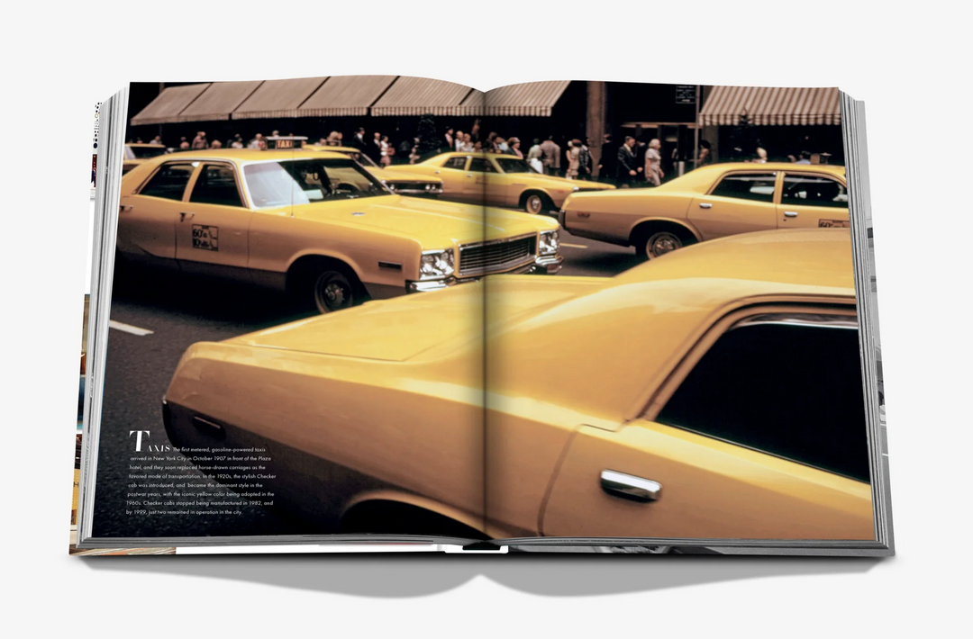 BOOK "FIFTH AVENUE: 200 YEARS OF STORIES AND LEGENDS"
