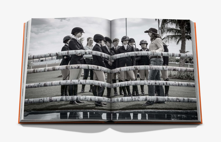 BOOK "WELLINGTON: THE WORLD OF HORSES"