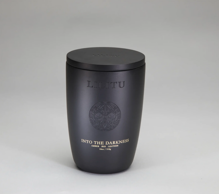 CANDLE INTO THE DARKNESS 18oz