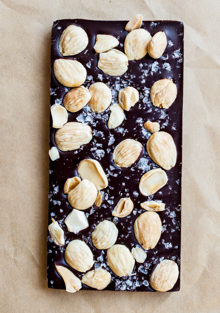 CHOCOLATE ALMOND MARCONA