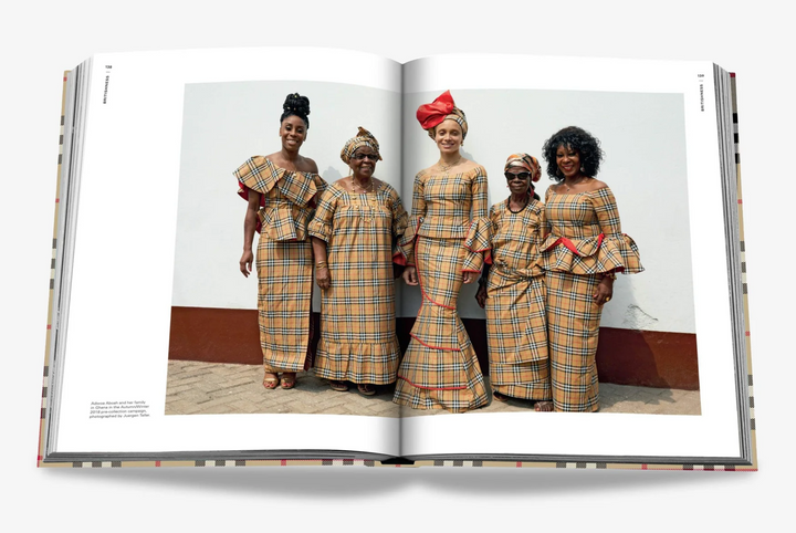 BOOK "BURBERRY"