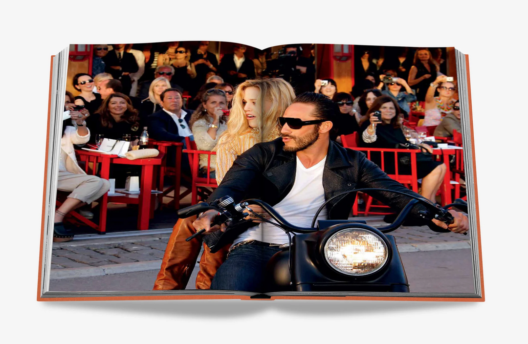 BOOK "ST. TROPEZ SOLEIL"