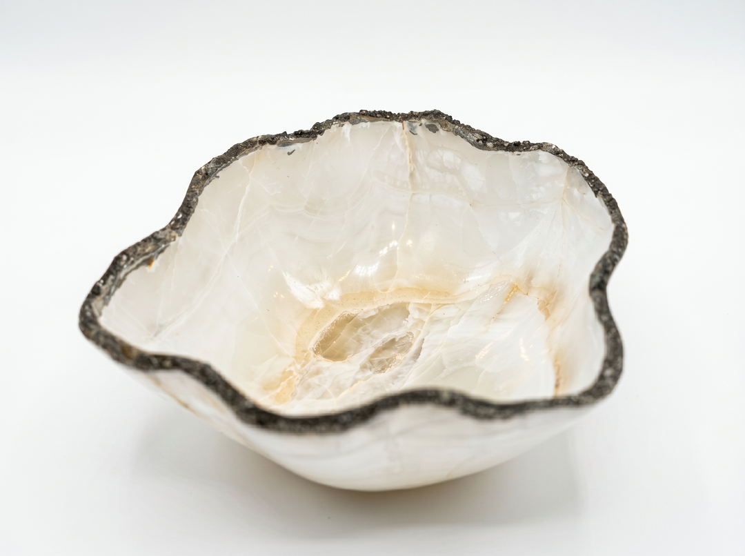 BOWL ONYX WHITE W/ ORGANIC BORDER 11L 10W 5.5H