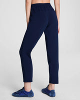 SLIM STRAIGHT PANT AIRESSENTIALS