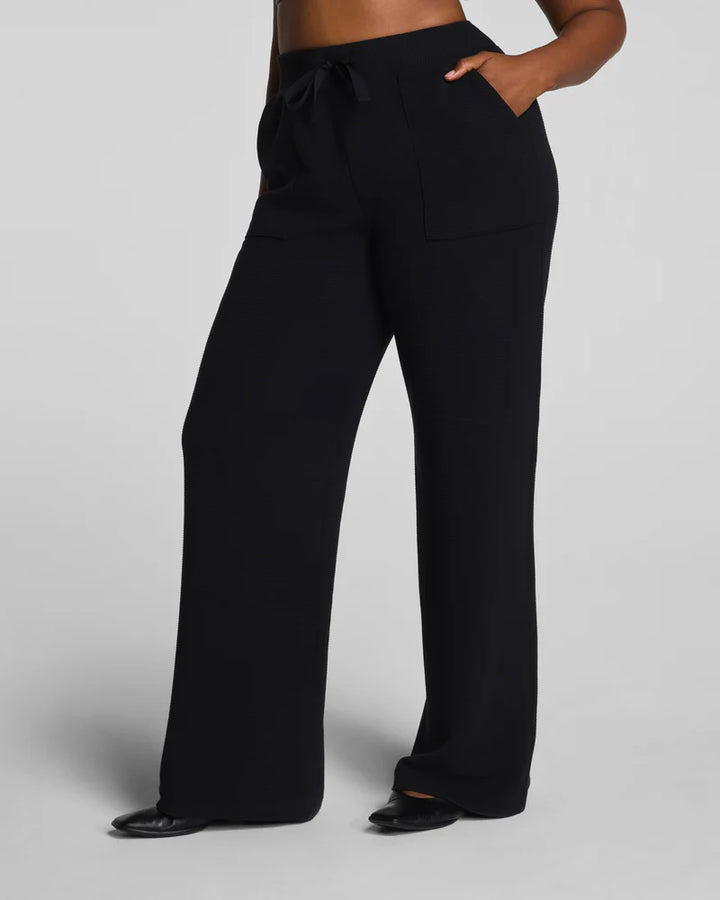AIRESSENTIALS FRENCH RIB WIDE LEG PANT