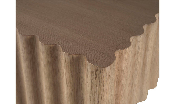 MALTA COCKTAIL TABLE