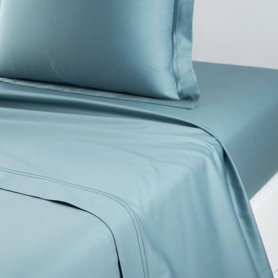 YVES DELORME TRIOMPHE BEDDING COLLECTION (Duvet Covers and Sheets)