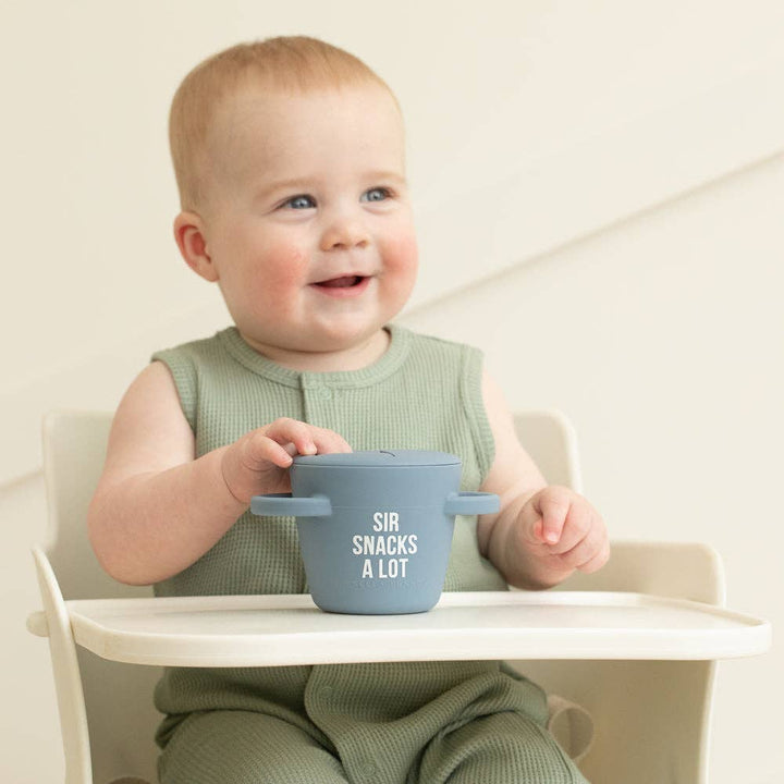 SNACKER SIR SNACKS A LOT