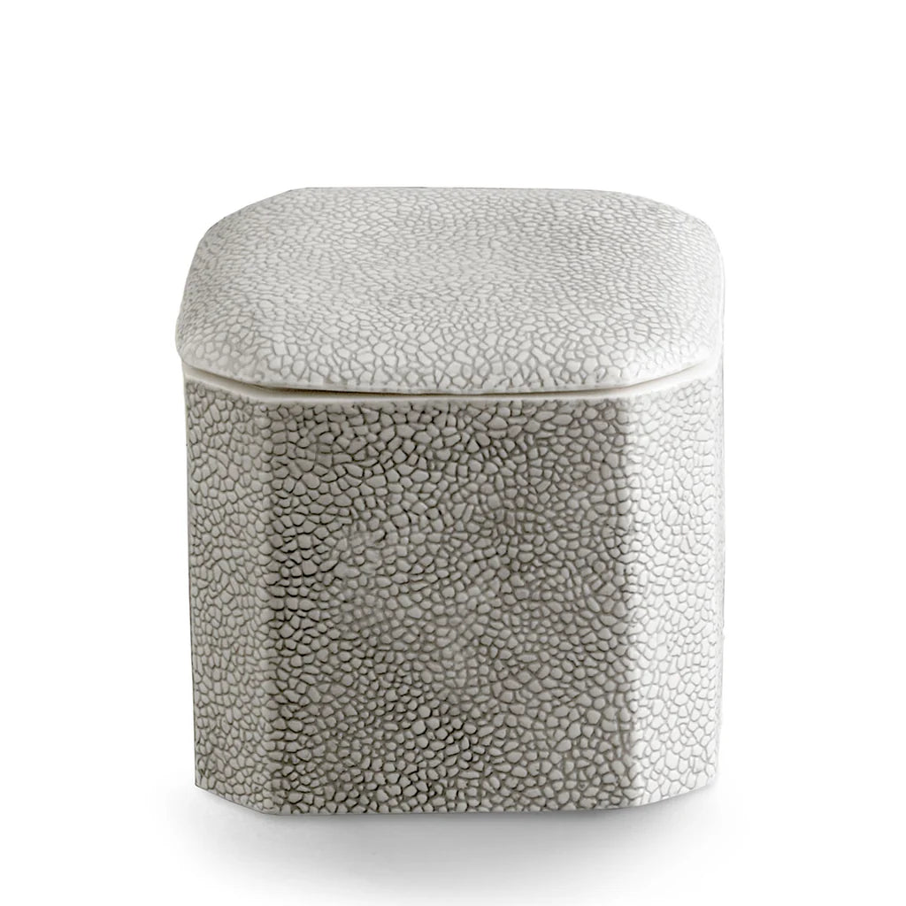 BATHROOM ACCESSORIES SHAGREEN COLLECTION