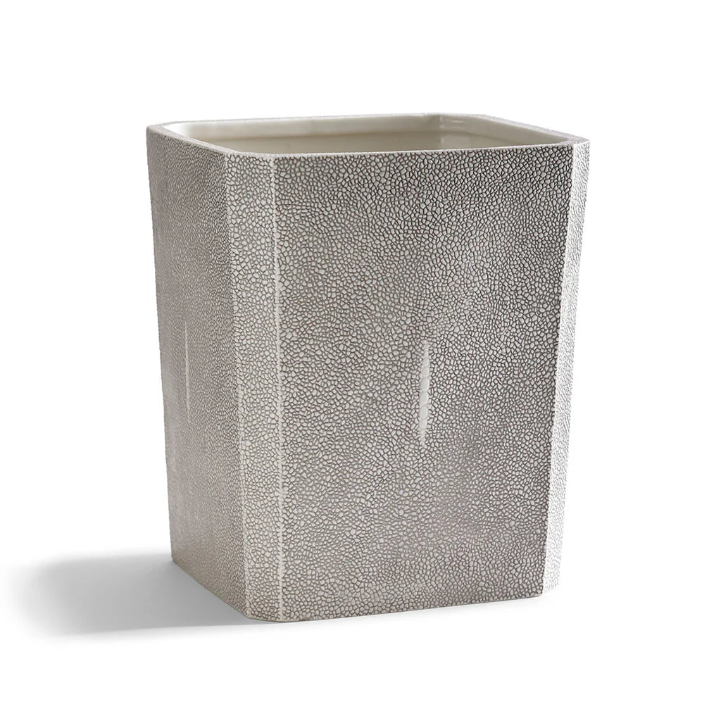 BATHROOM ACCESSORIES SHAGREEN COLLECTION