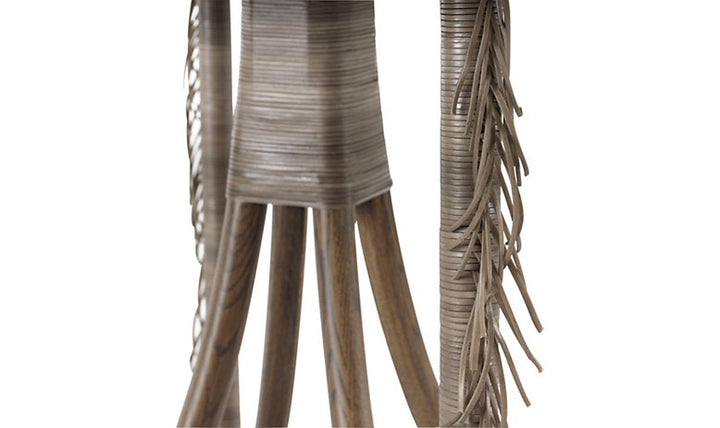 TARU DINING TABLE