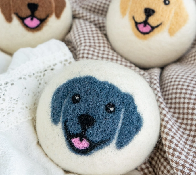 HAPPY DOGS DRYER BALLS W/ BAG SET/3