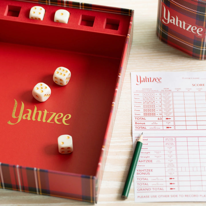 GAME BOOK YAHTZEE HOLIDAY