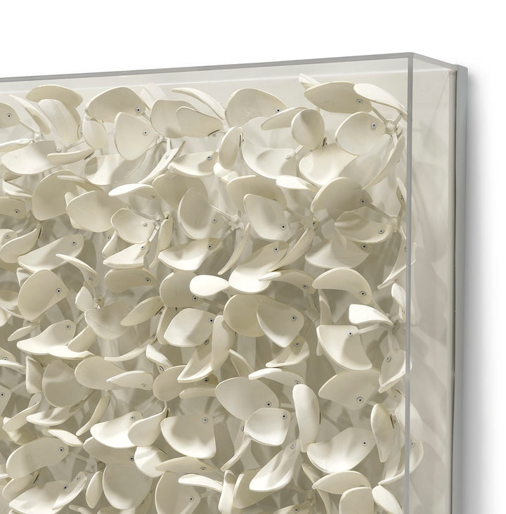 ART WHITE PETALS