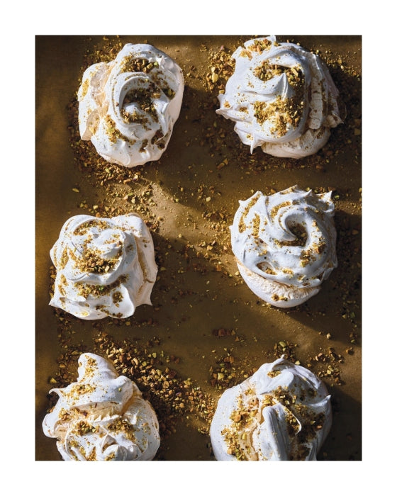 BOOK "GENIUS DESSERTS" #70439