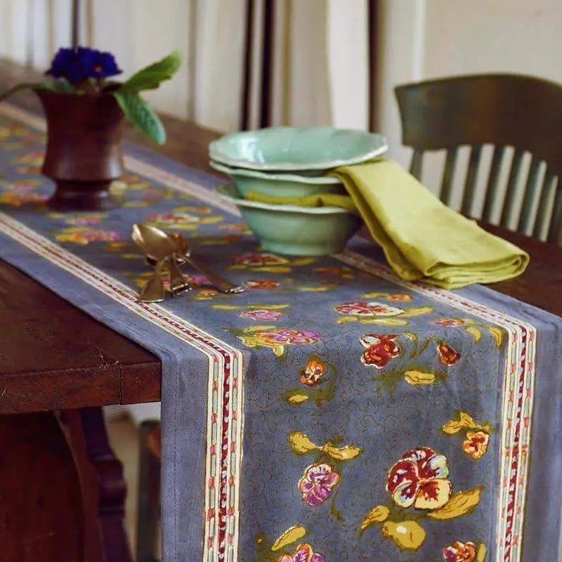 TABLE RUNNER RED&GREY