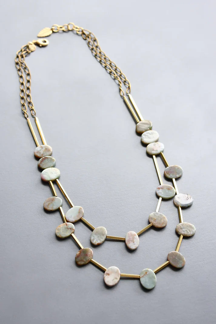 NECKLACE JADE & BRASS BEADED