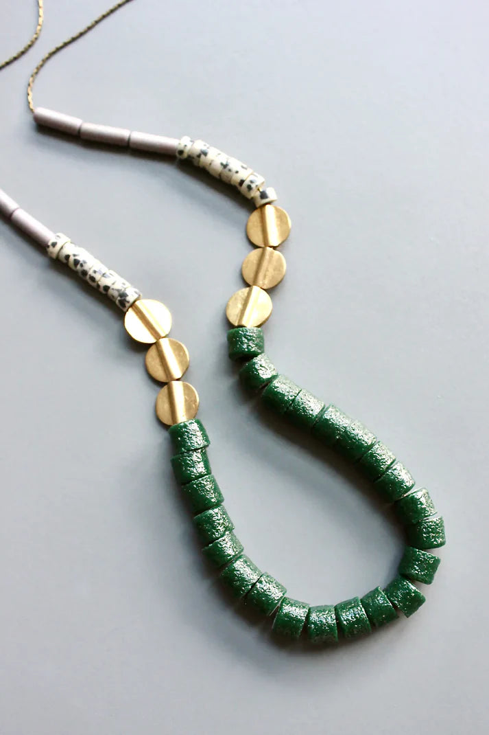 NECKLACE GLASS & JASPER