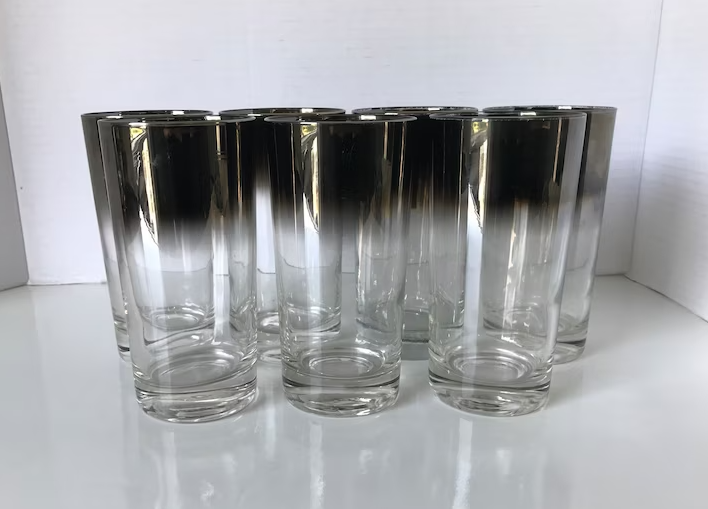 DOROTHY THORPE VINTAGE GLASSES