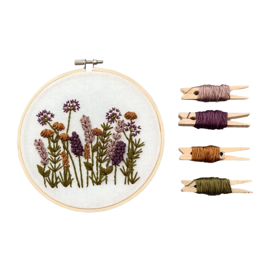 EMBROIDERY KIT MEADOW IN PLUM