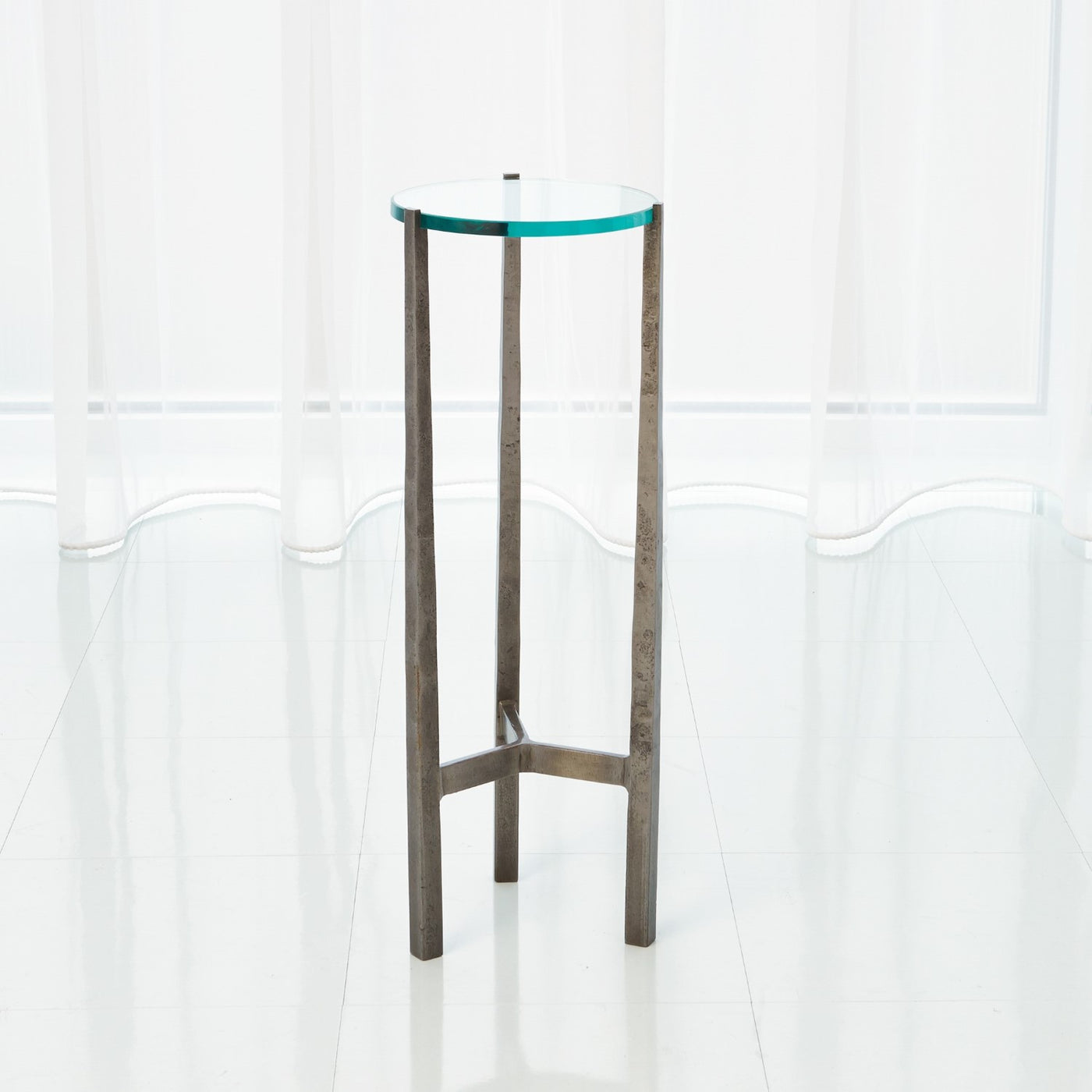 DRINK TABLE TRIPOD NATURAL IRON