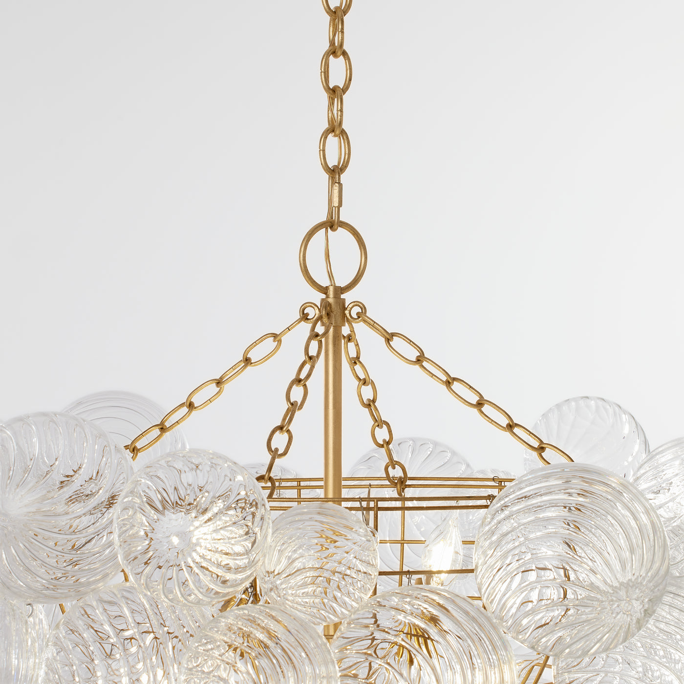 CHANDELIER GILD & CLEAR SWIRLED GLASS LARGE