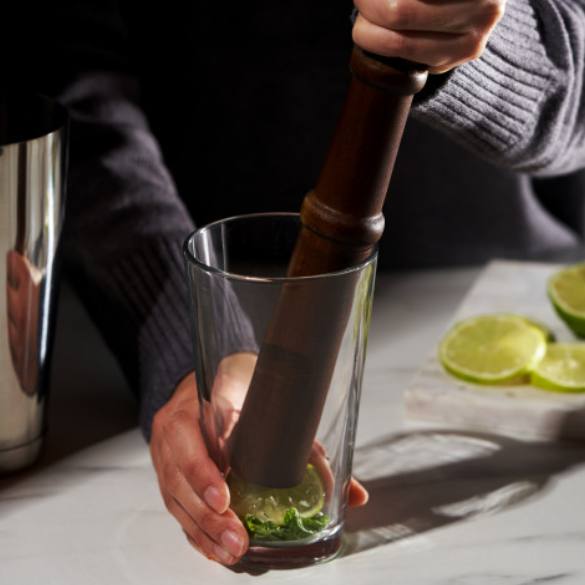 MUDDLER WOOD WITH HANGING STRAP 12''