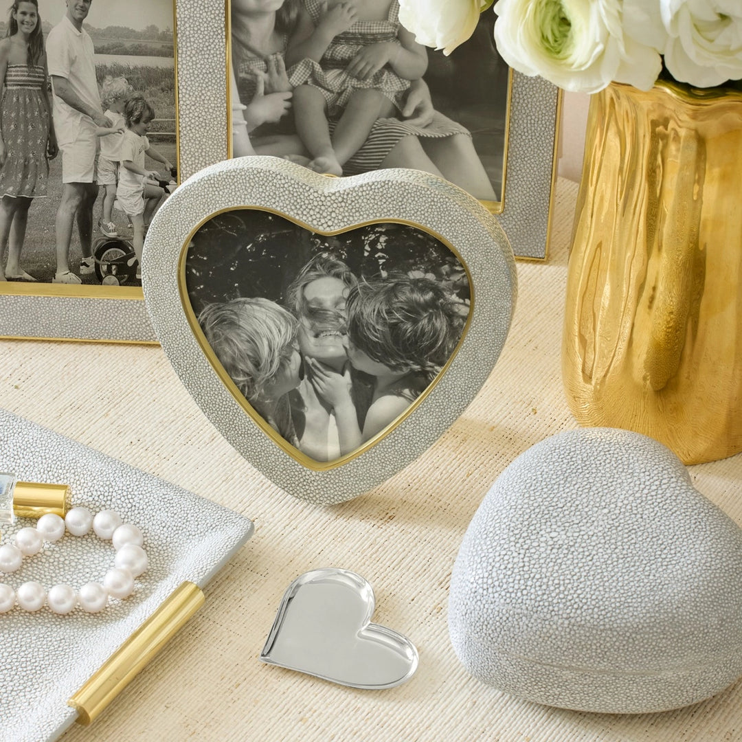 FRAME HEART SHAGREEN DOVE #65291