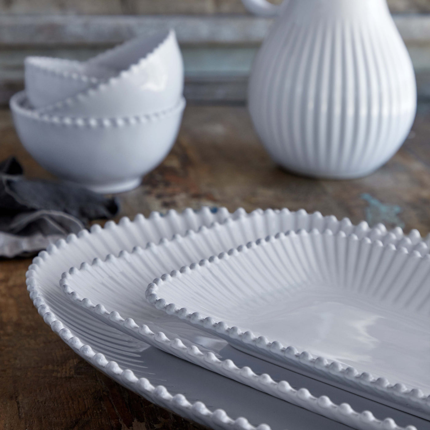 PLATTER WHITE PEARL RECTANGULAR