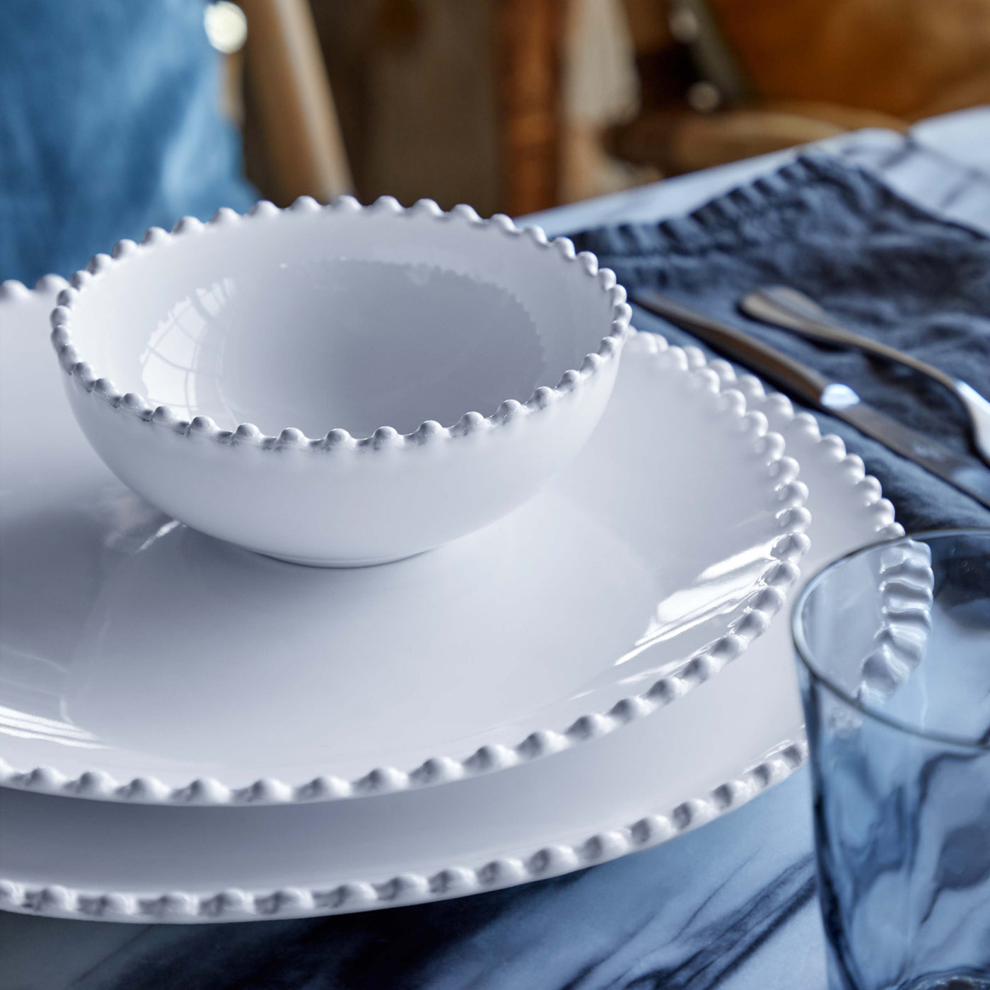 PLATE CHARGER PEARL WHITE #67398